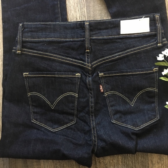 Levi's Denim - NWOT Levi’s High Rise Skinny Jeans